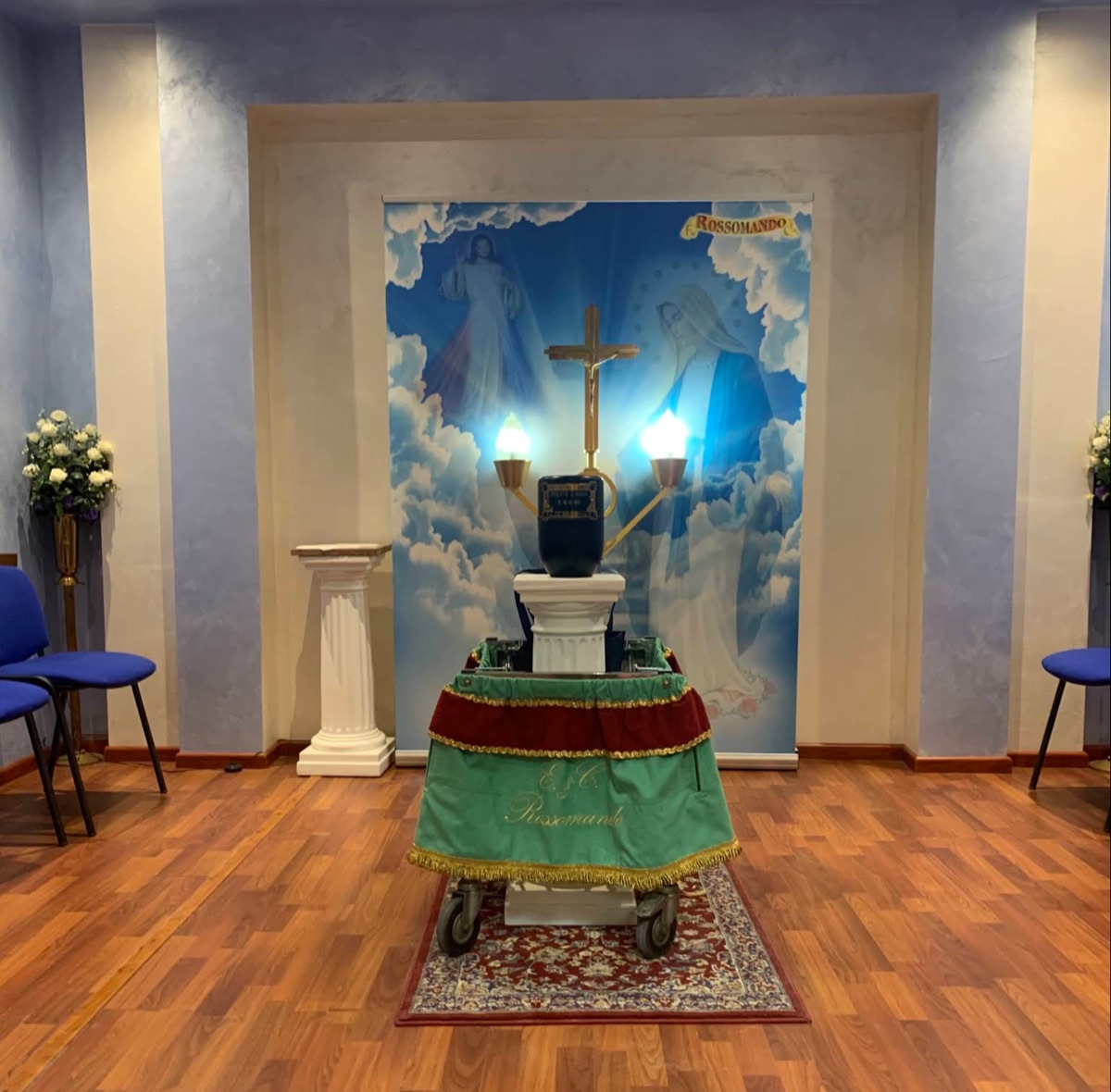 Sala del Commiato Rossomando — Bellizzi, altare